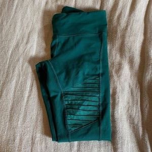 ALO Yoga Green Leggings